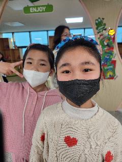2025 SPRING PHO...